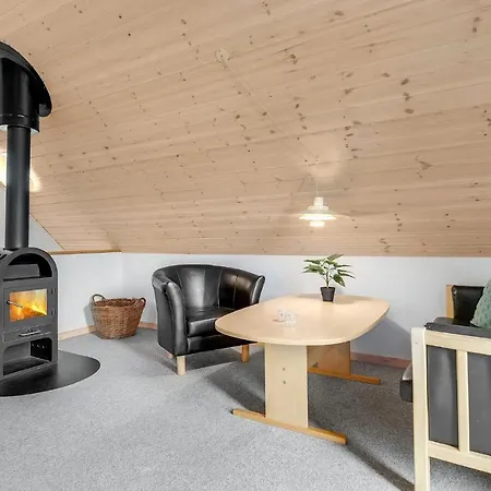 Cozy In With Kitchen 度假居